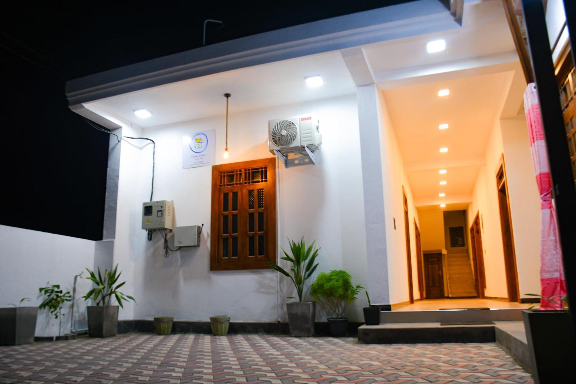 Ocean Grace Bed & Breakfast Arugam Kudah Eksteriør bilde